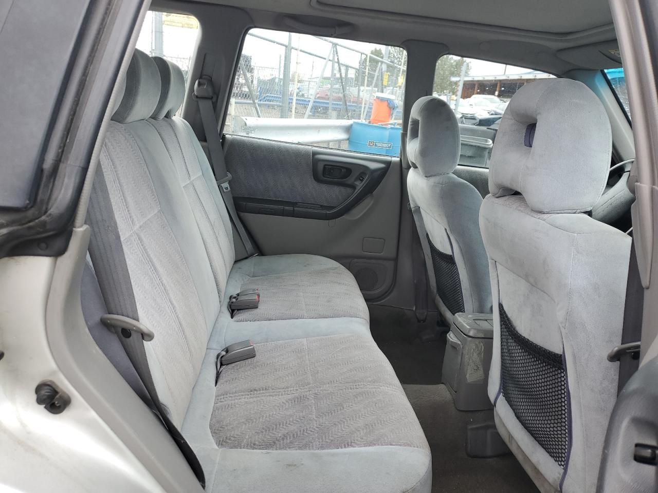 JF1SF65681H752318 2001 Subaru Forester S