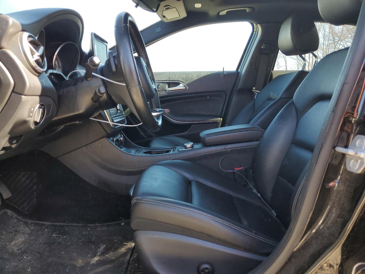 WDCTG4GB9HJ353652 2017 Mercedes-Benz Gla 250 4Matic