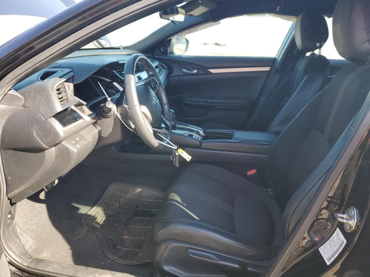 2HGFC2F81KH521335 2019 Honda Civic Sport