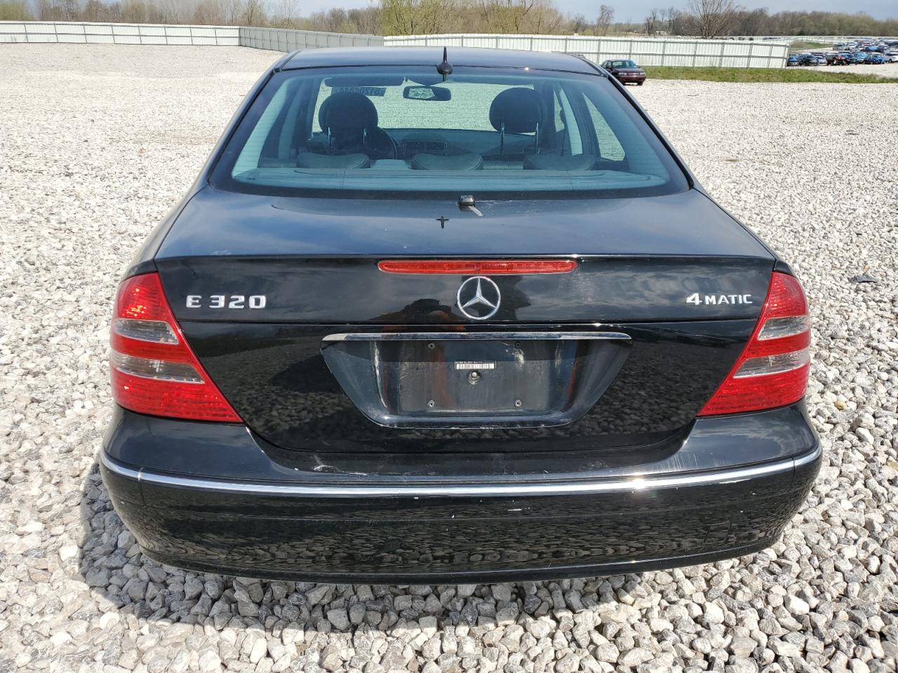 WDBUF82J35X165719 2005 Mercedes-Benz E 320 4Matic