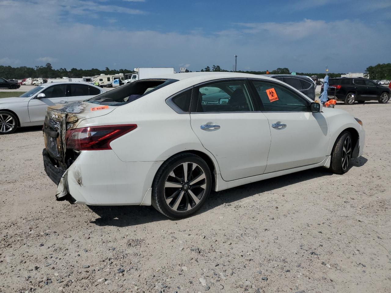 1N4AL3AP8JC126587 2018 Nissan Altima 2.5