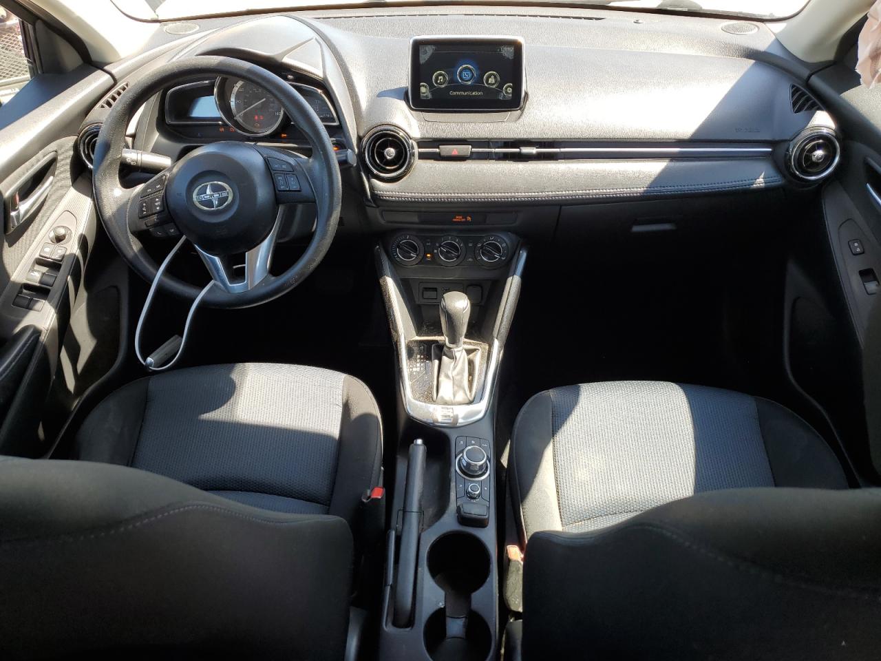 3MYDLBZV5GY143790 2016 Toyota Scion Ia