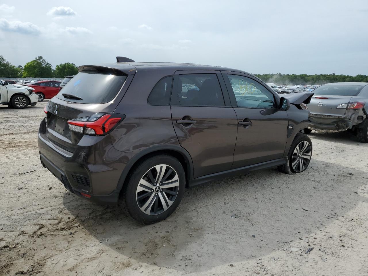 JA4AP3AU9LU015137 MITSUBISHI OUTLANDER 2020
