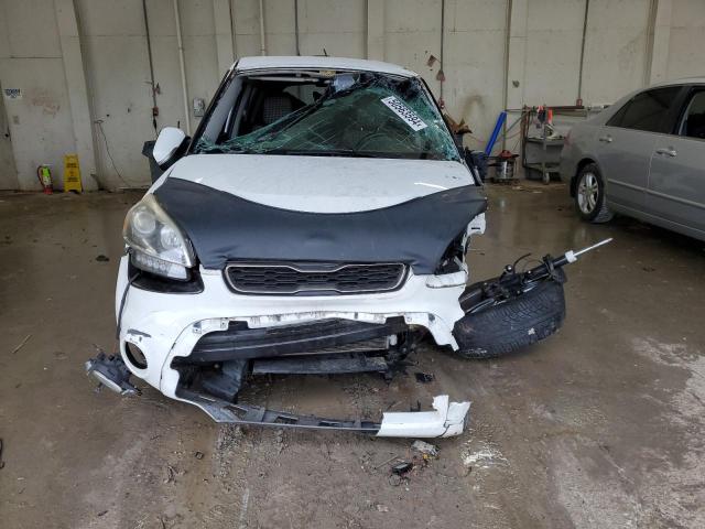 2013 Kia Soul + VIN: KNDJT2A69D7584129 Lot: 50563594