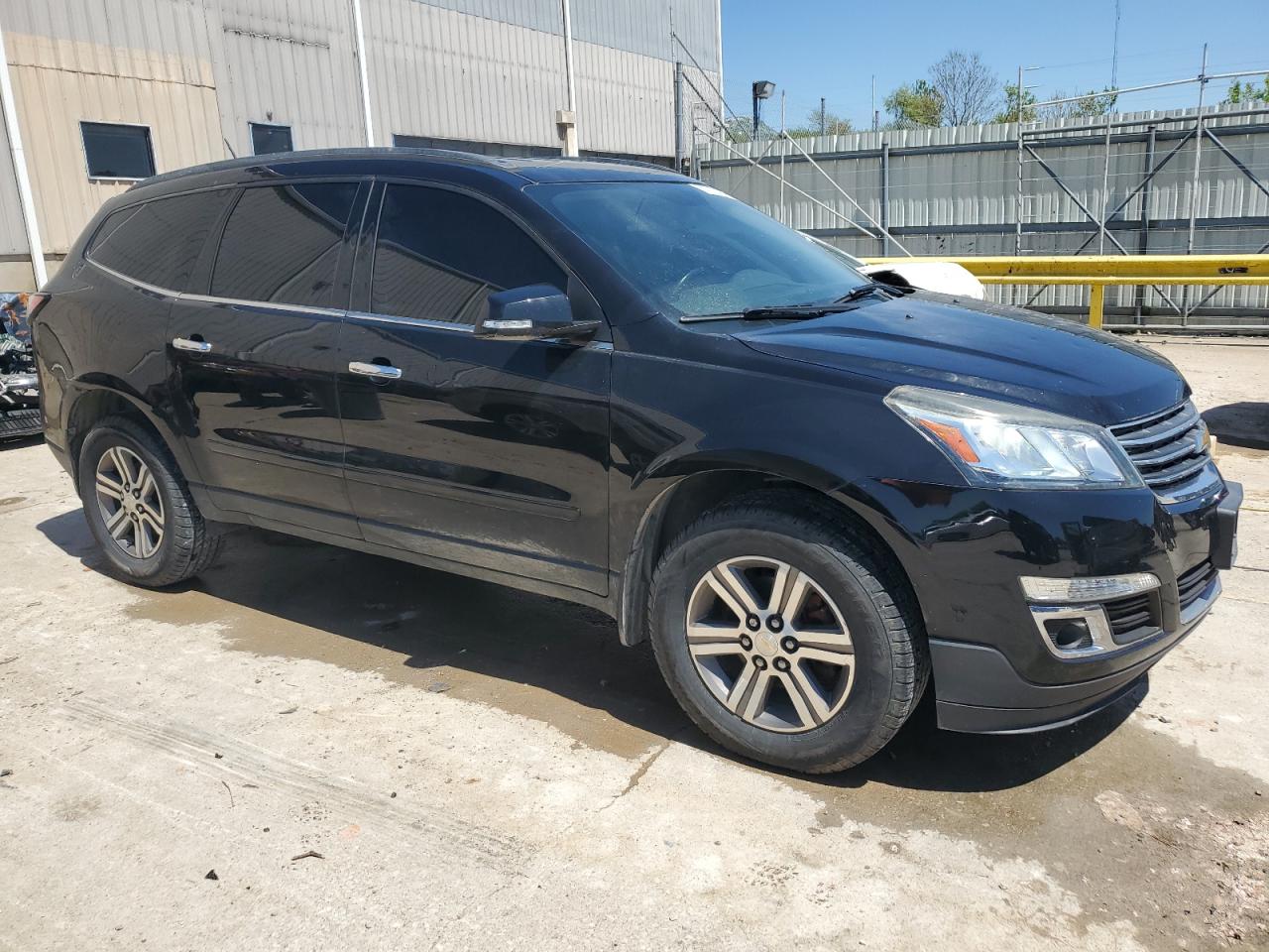 1GNKRGKD0HJ126993 2017 Chevrolet Traverse Lt