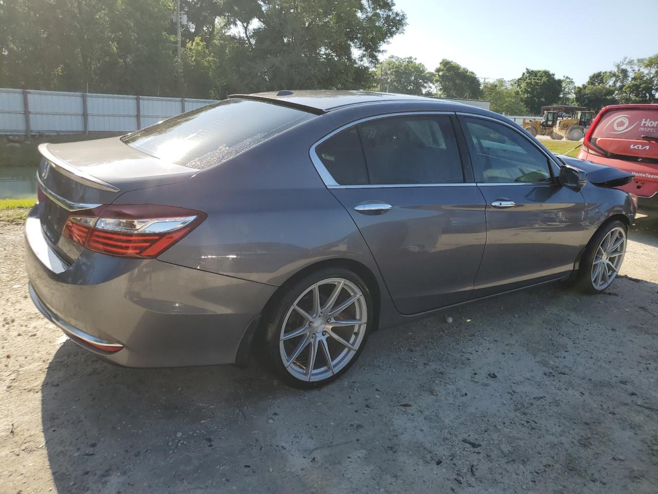 1HGCR2F85GA000903 HONDA ACCORD 2016