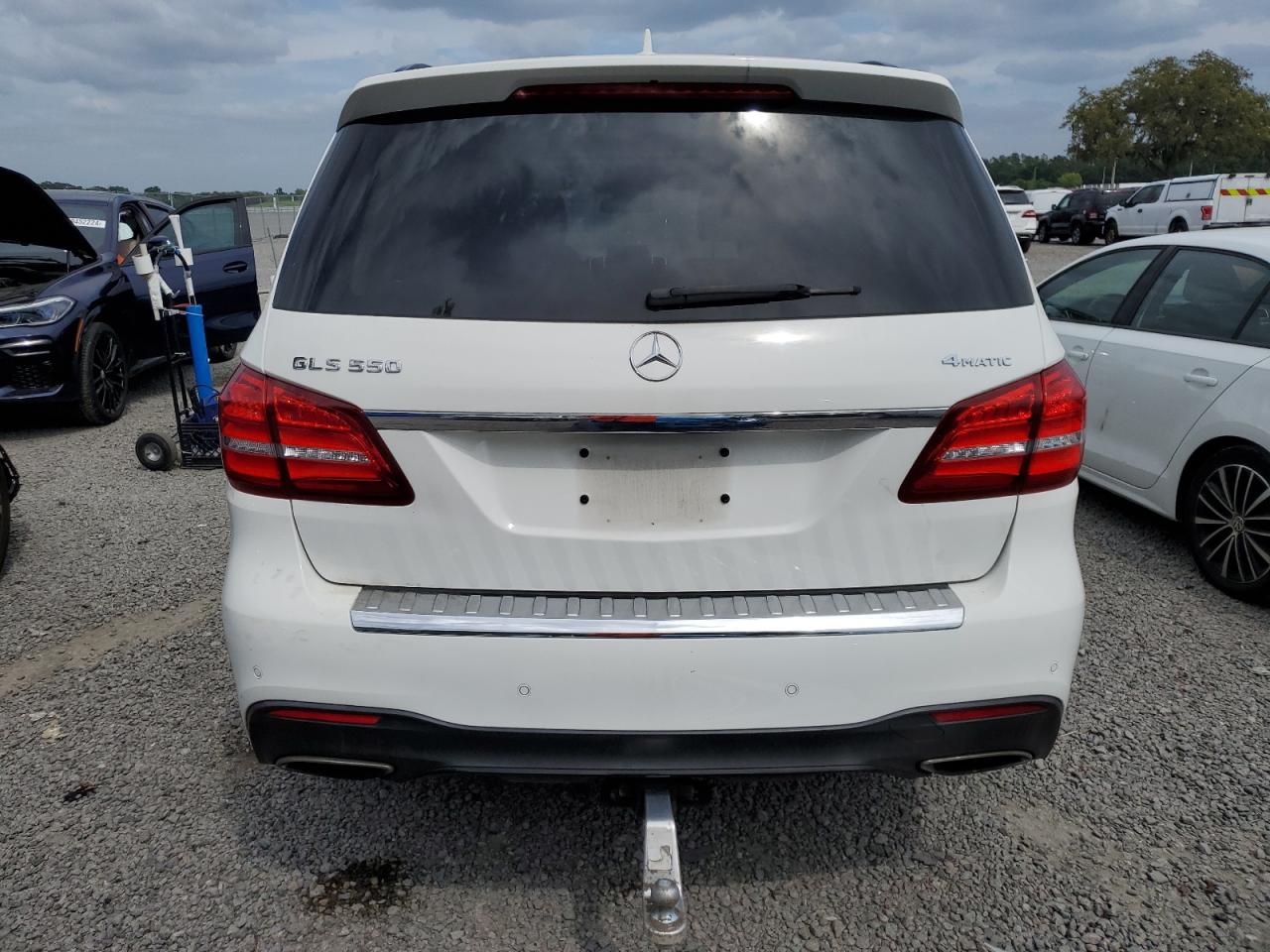 4JGDF7DE0HA935289 2017 Mercedes-Benz Gls 550 4Matic