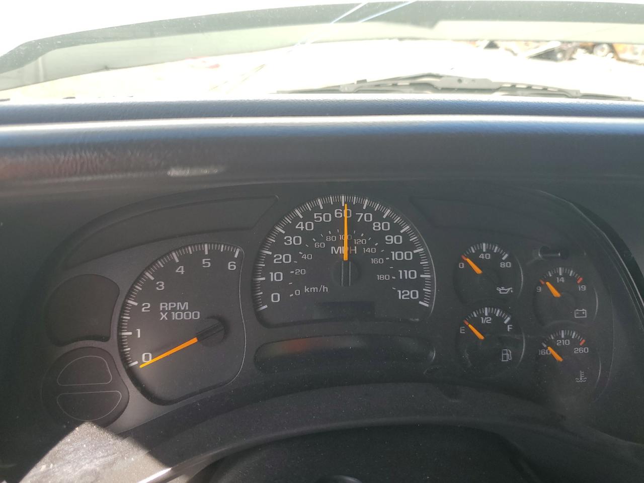 1GCEC14V84Z251777 2004 Chevrolet Silverado C1500