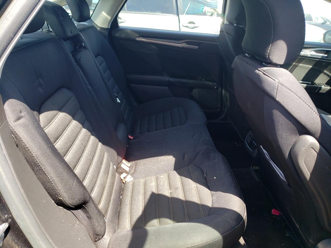 3FA6P0H75FR249559 2015 Ford Fusion Se