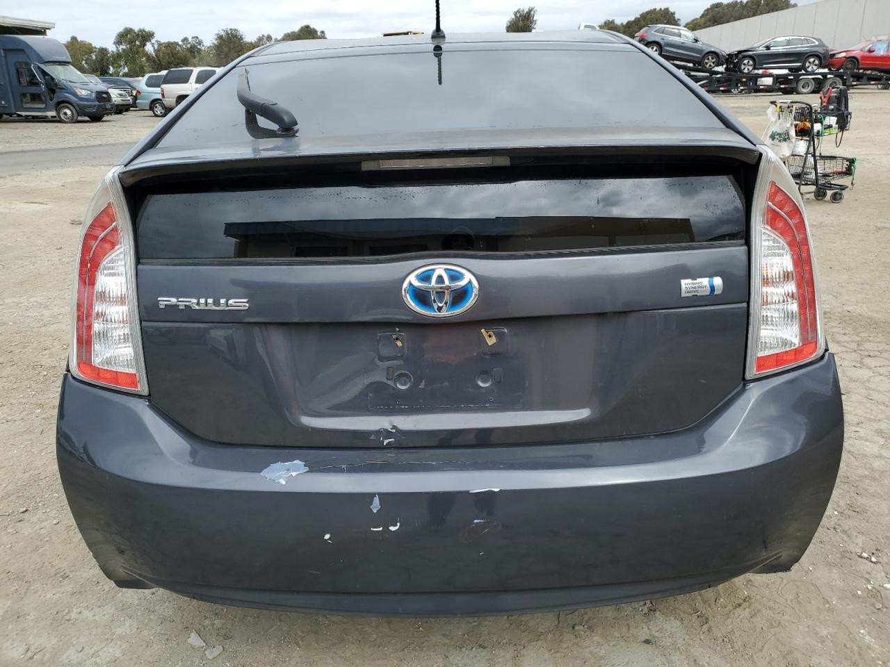 JTDKN3DU3E0385893 2014 Toyota Prius