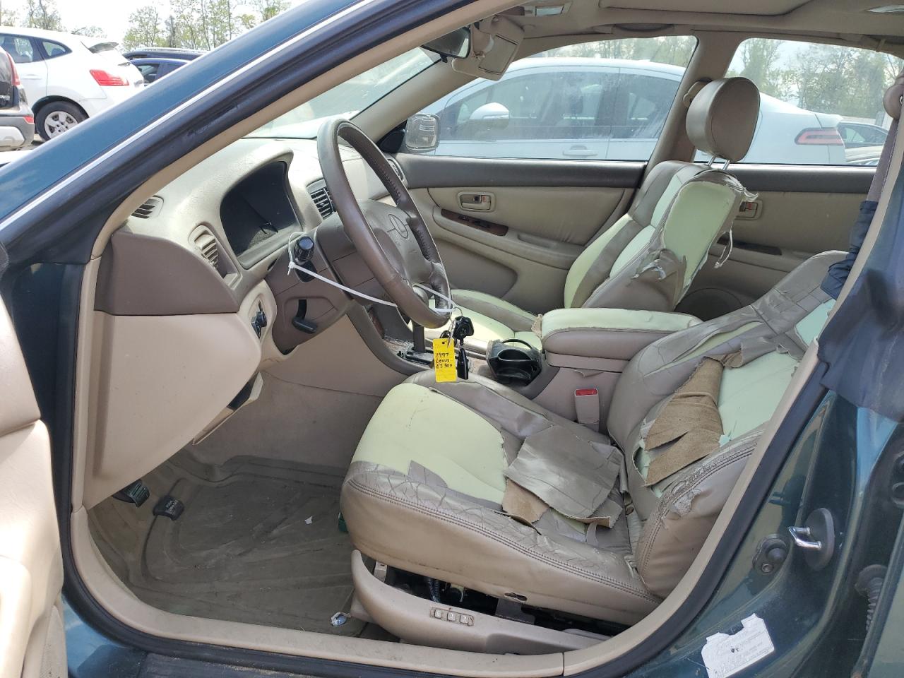 JT8BF22G5V0024300 1997 Lexus Es 300