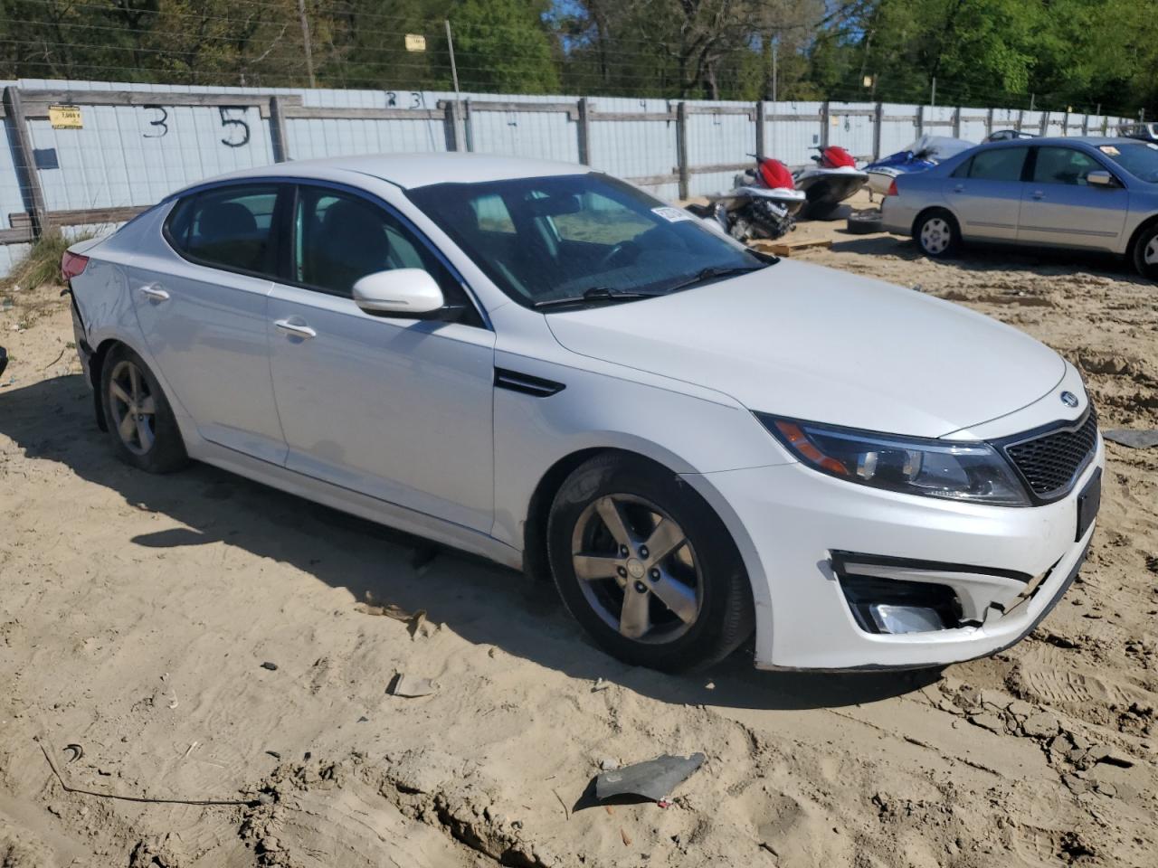 KNAGM4A7XF5577892 2015 Kia Optima Lx