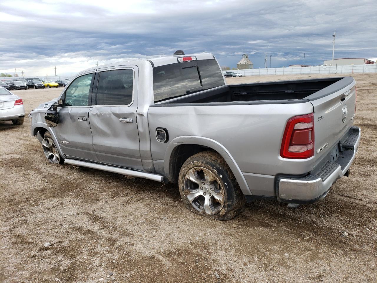 2019 Ram 1500 Laramie vin: 1C6SRFJT2KN863020