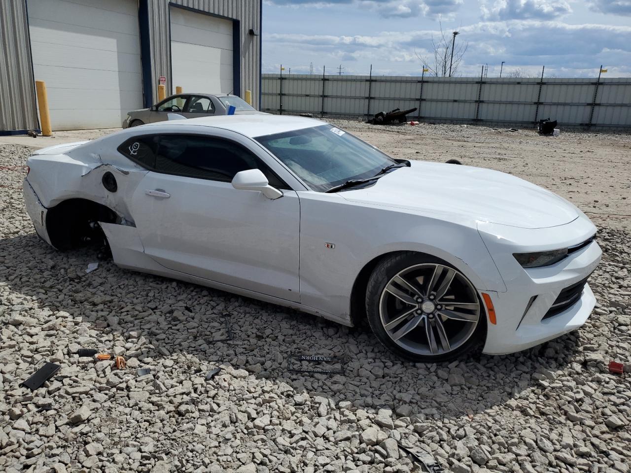 1G1FB1RS6J0169321 2018 Chevrolet Camaro Lt