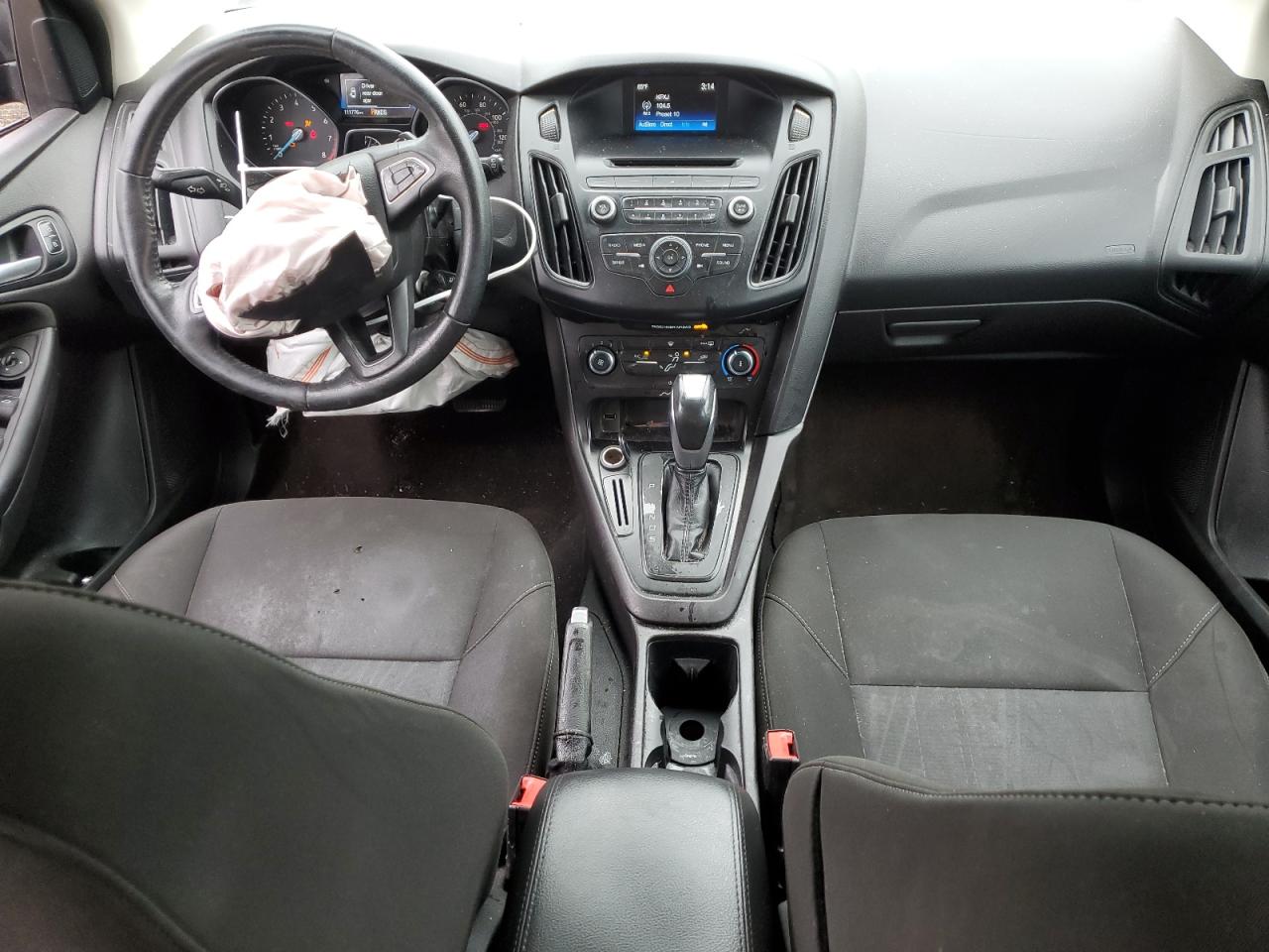 1FADP3K25FL240803 2015 Ford Focus Se