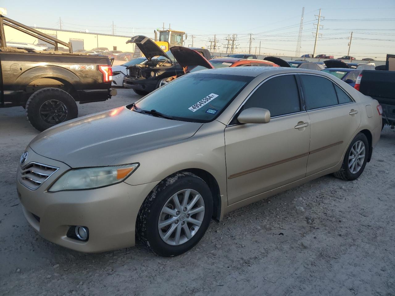 4T1BF3EK1BU657304 2011 Toyota Camry Base