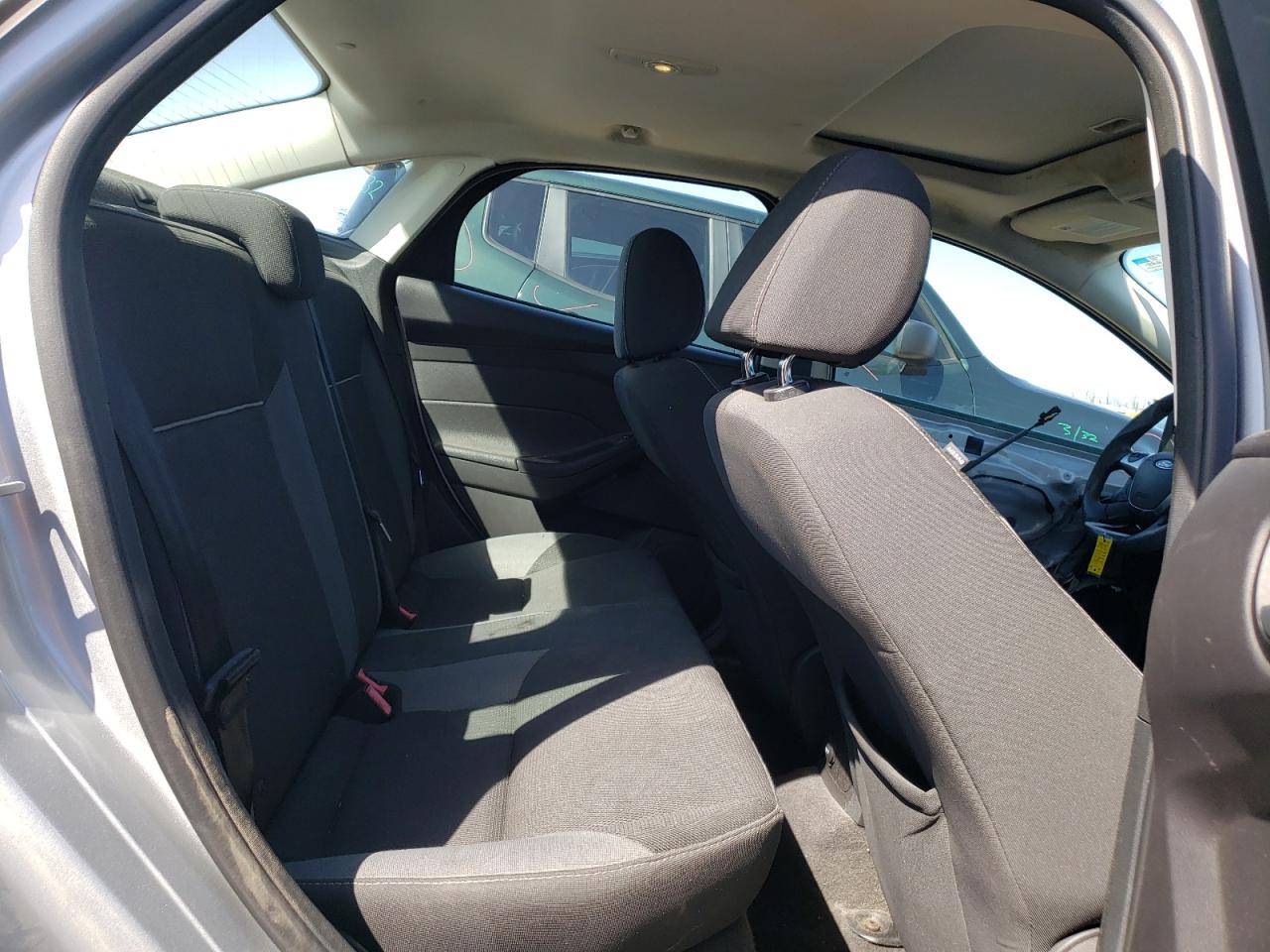 1FADP3F22EL265084 2014 Ford Focus Se