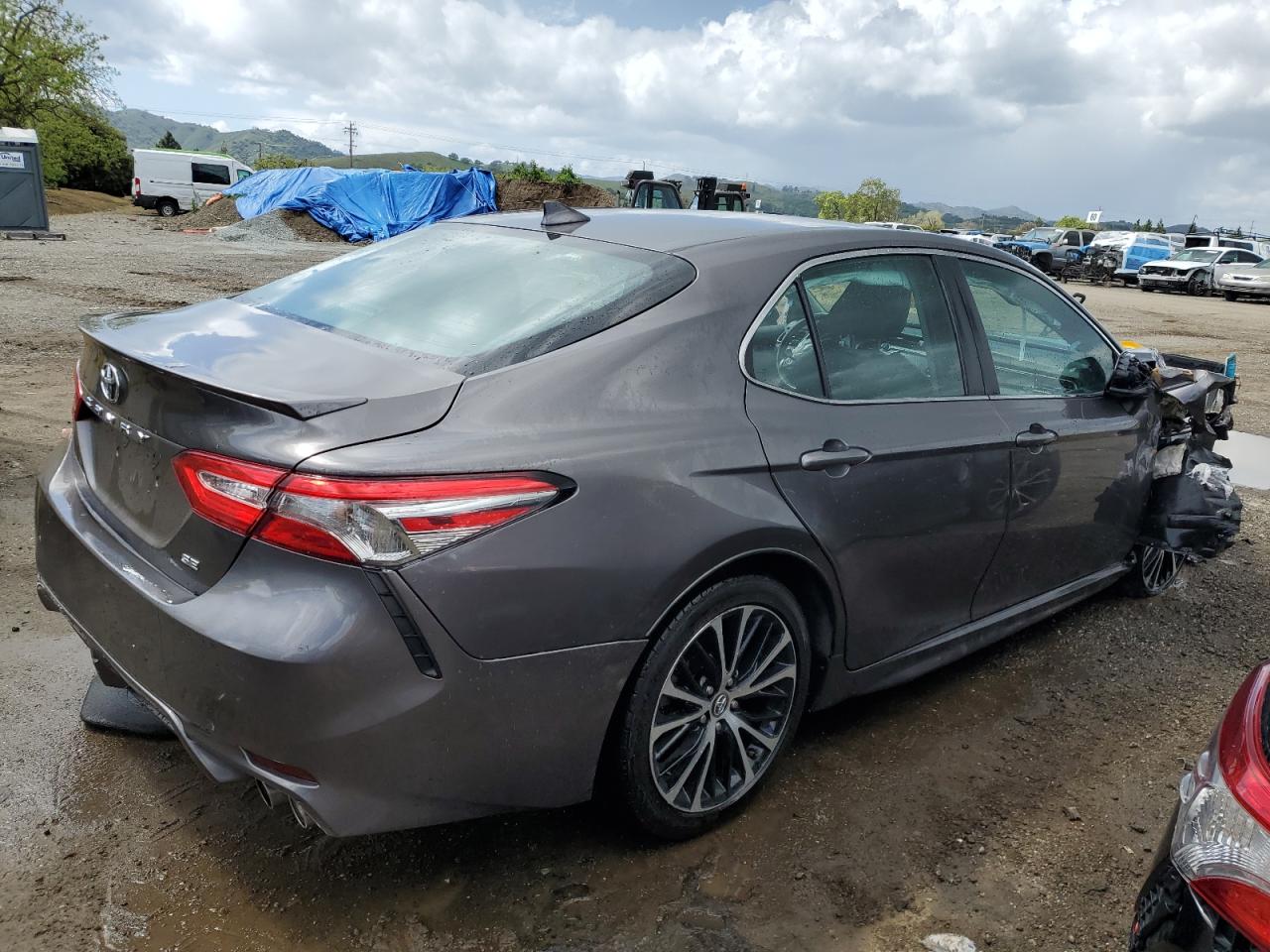 4T1B11HK1KU187015 2019 Toyota Camry L