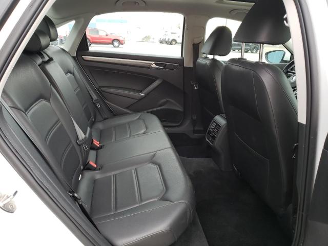 2018 VOLKSWAGEN PASSAT SE - 1VWBA7A39JC038380