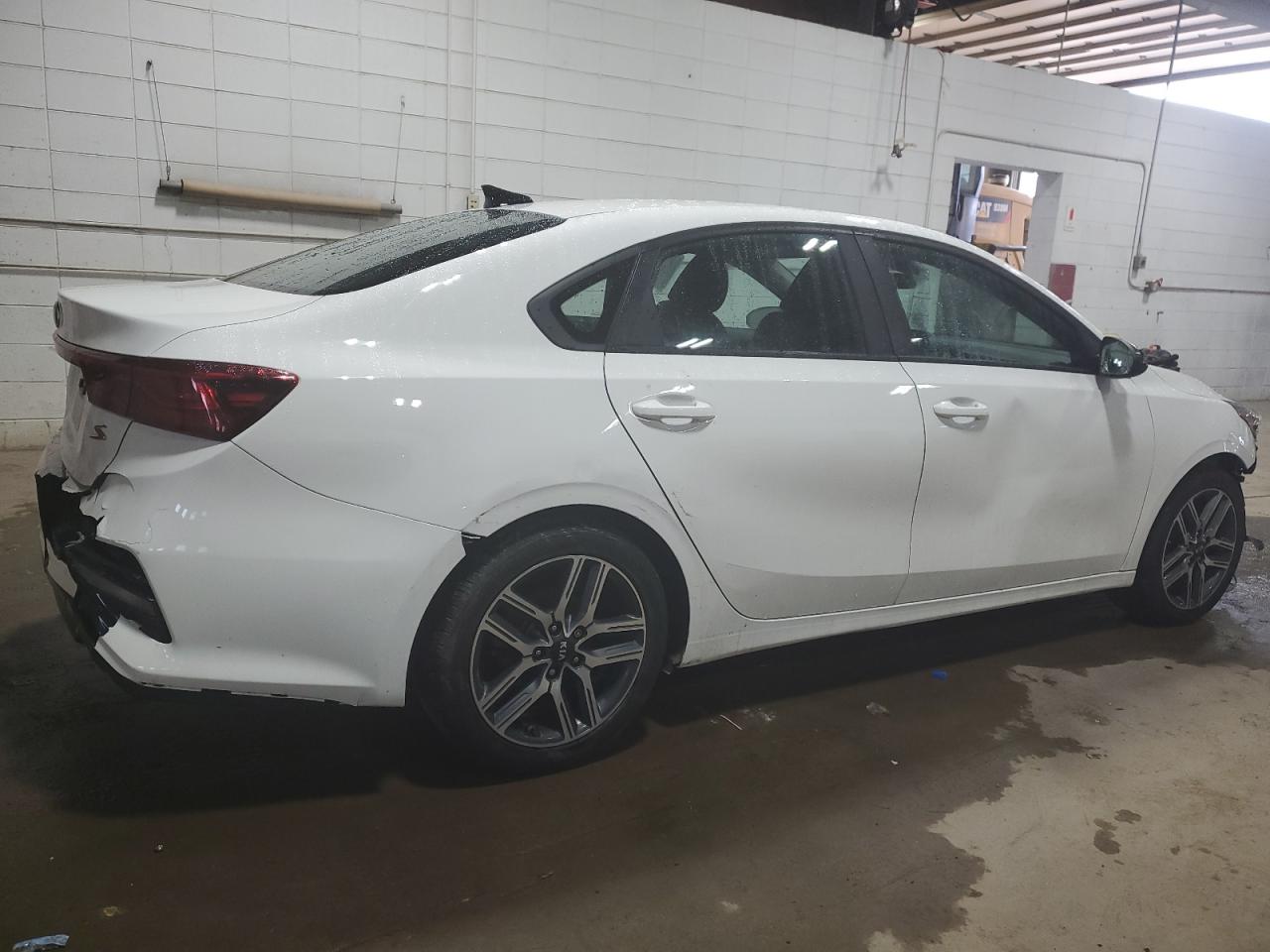 3KPF34AD5KE042863 2019 Kia Forte Gt Line