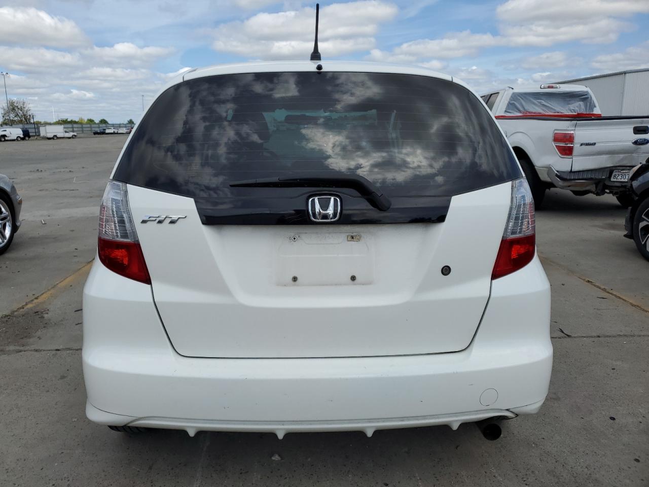 JHMGE8H24AS010538 2010 Honda Fit