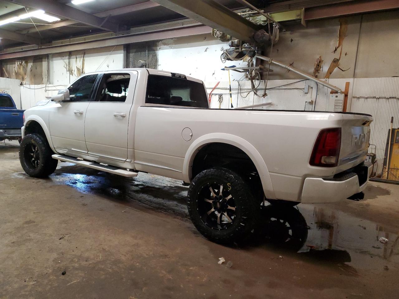 2018 Ram 2500 Longhorn vin: 3C6UR5LL8JG116934