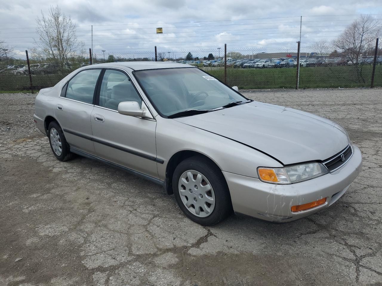 1HGCE6640TA007803 1996 Honda Accord Lx