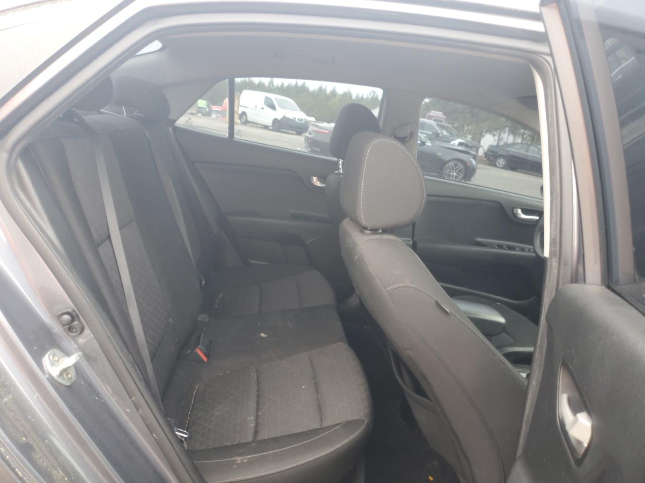 3KPA24AB7KE181338 2019 Kia Rio S