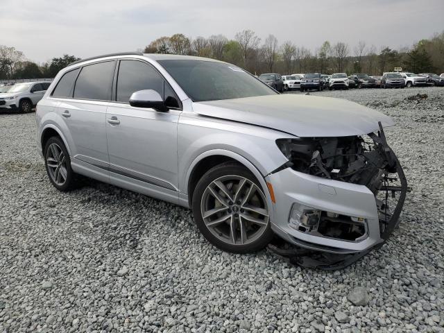  AUDI Q7 2018 Сріблястий