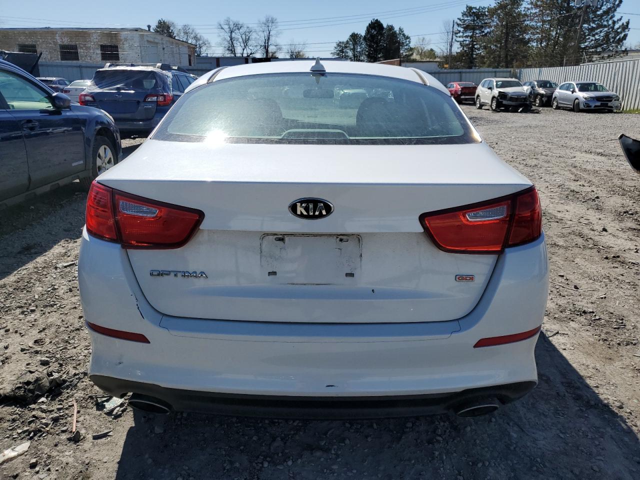 2015 Kia Optima Lx vin: 5XXGM4A71FG443982