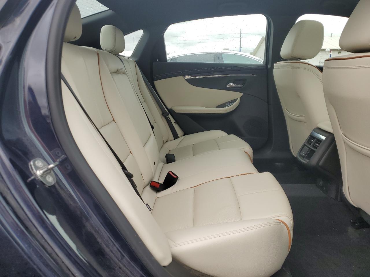 1G1125S30JU110679 2018 Chevrolet Impala Premier