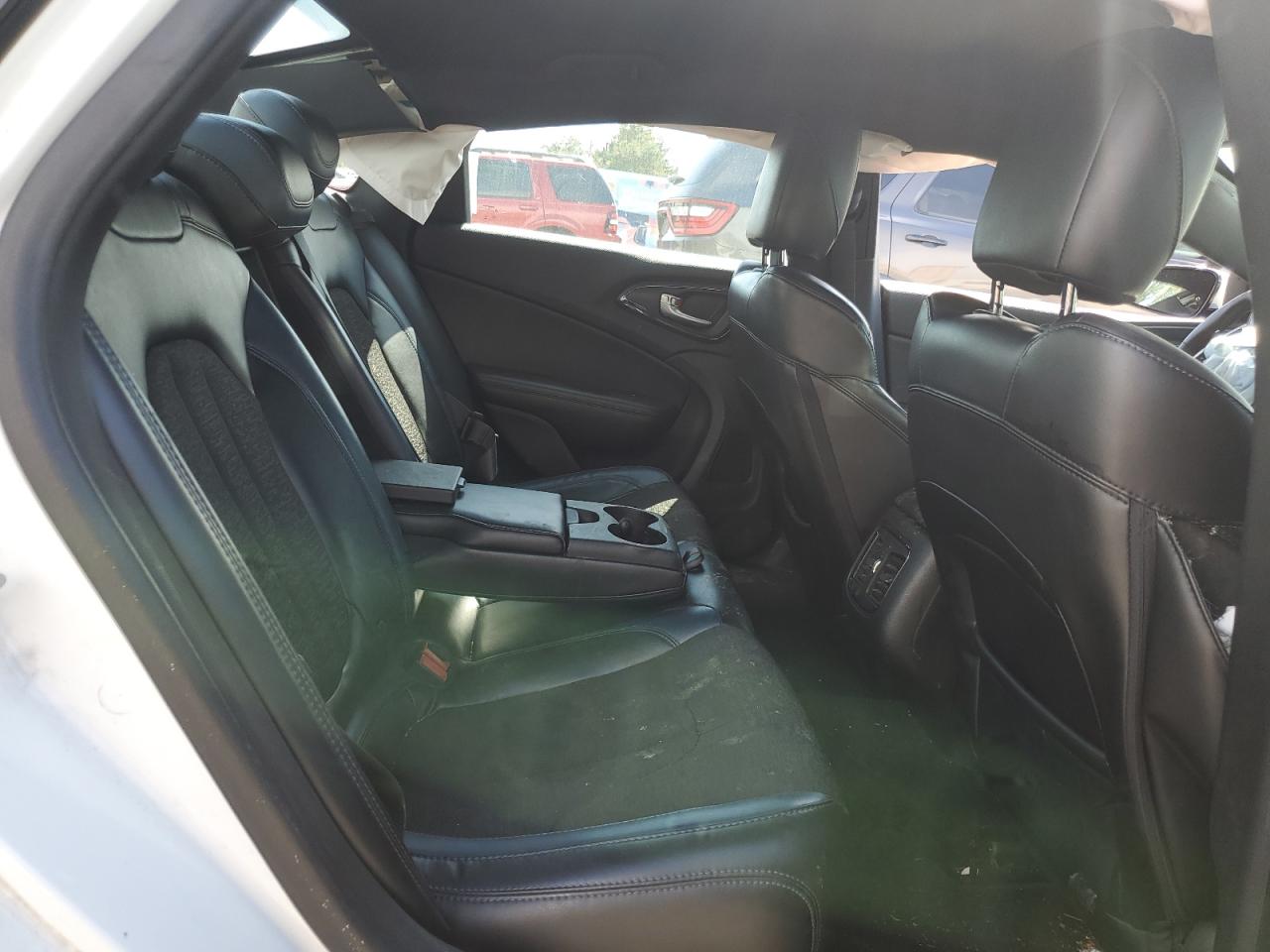 1C3CCCBB5FN548287 2015 Chrysler 200 S