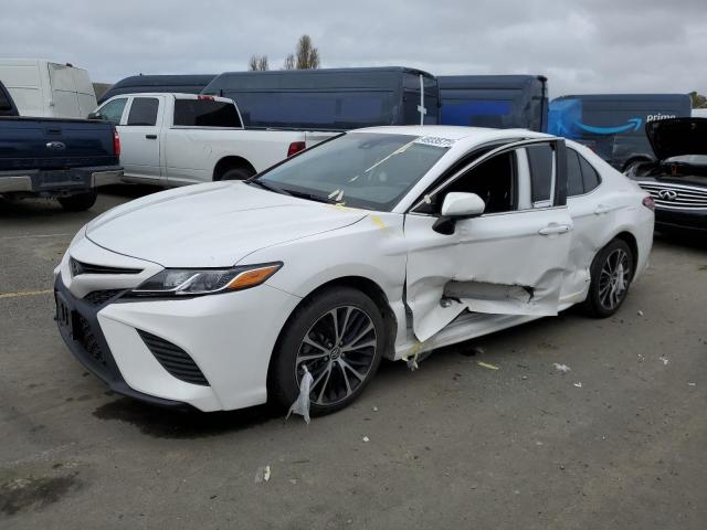 VIN 4T1G11AK6LU943522 2020 Toyota Camry, SE no.1