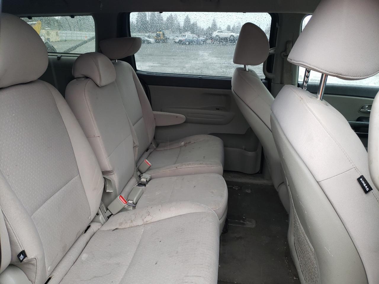 2016 Kia Sedona Lx vin: KNDMB5C1XG6082601