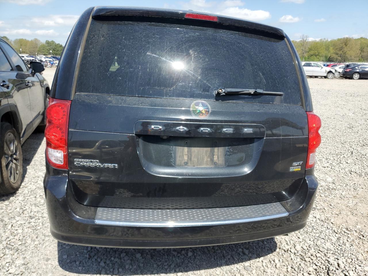 2C4RDGCGXJR264086 2018 Dodge Grand Caravan Sxt