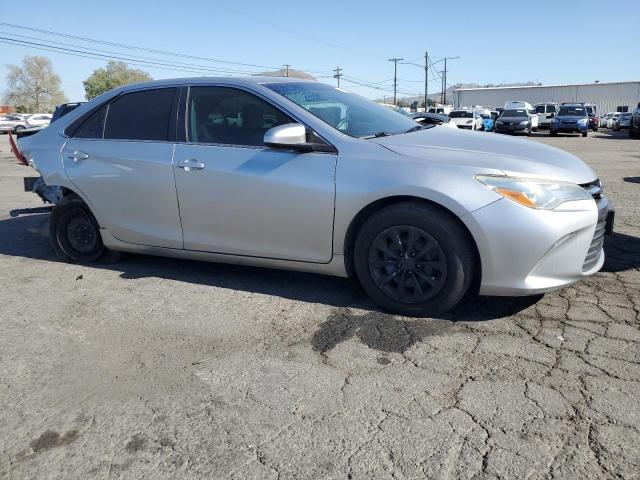 2015 Toyota Camry Le VIN: 4T4BF1FKXFR512485 Lot: 50552564