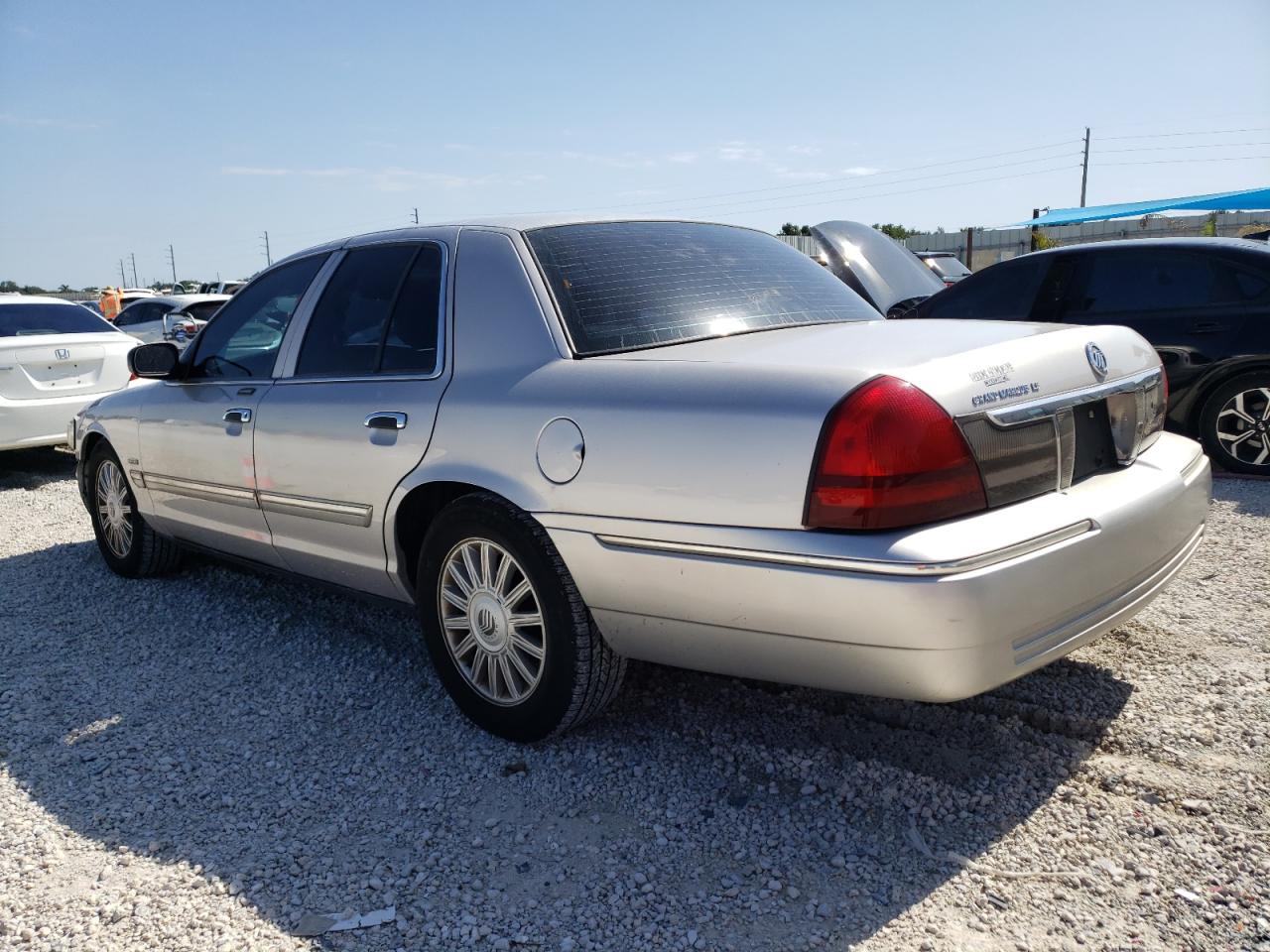 2MEBM7FV8AX605510 2010 Mercury Grand Marquis Ls