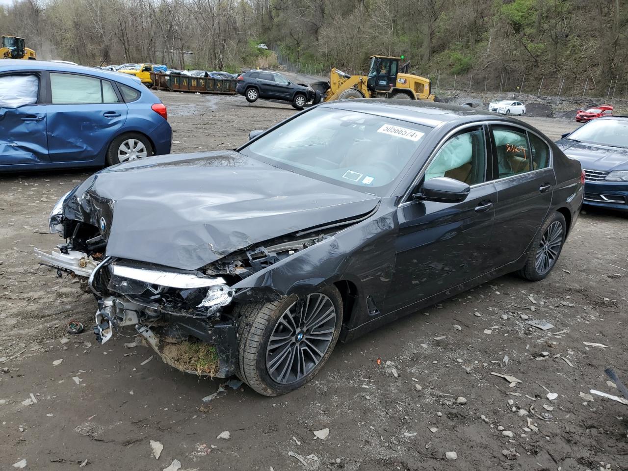 WBAJA7C50KG912569 2019 BMW 530 Xi