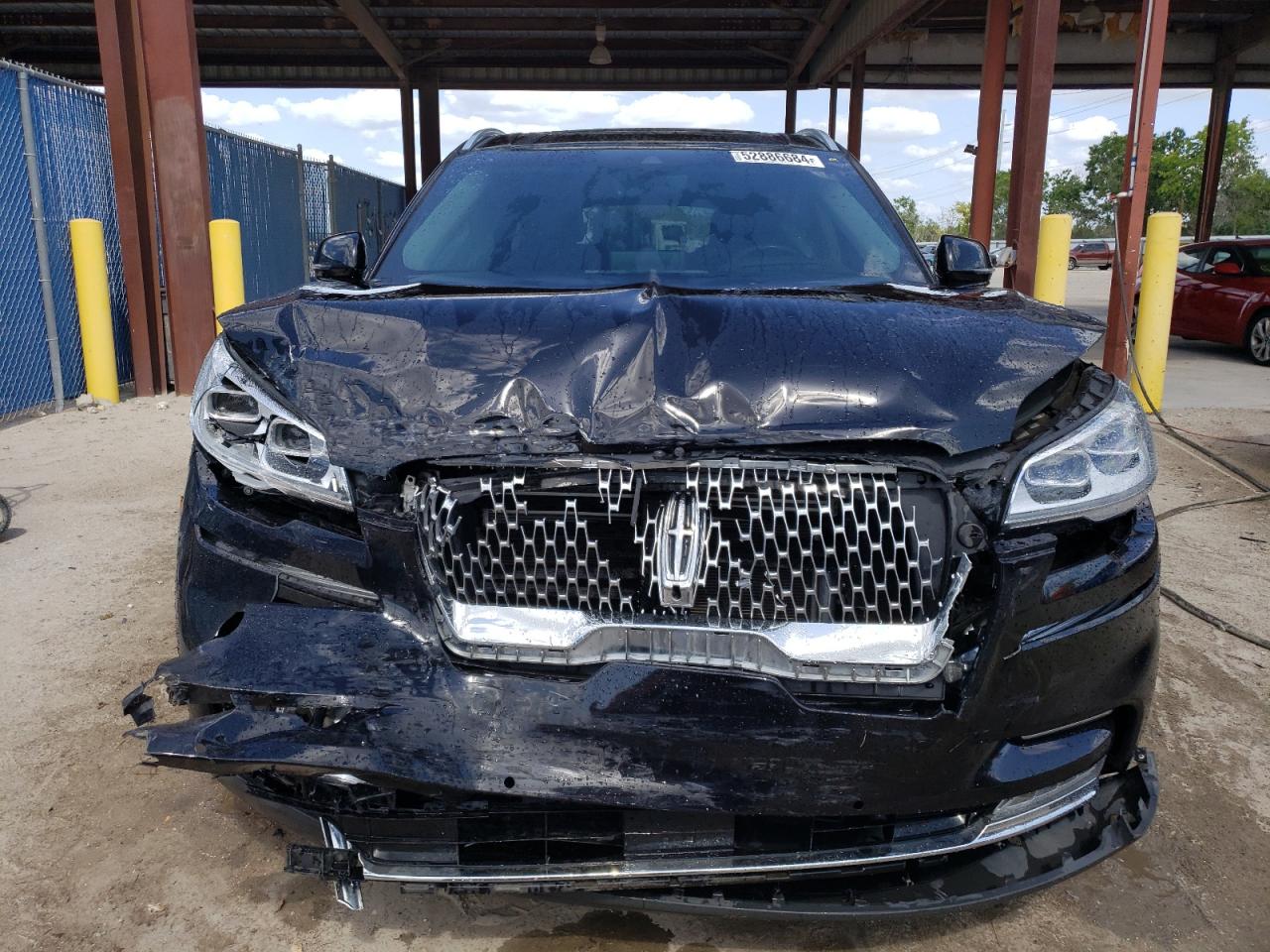 5LM5J7XC8LGL34471 2020 Lincoln Aviator Reserve