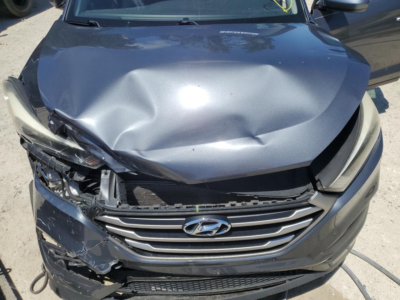 KM8J33A43HU540022 2017 Hyundai Tucson Limited