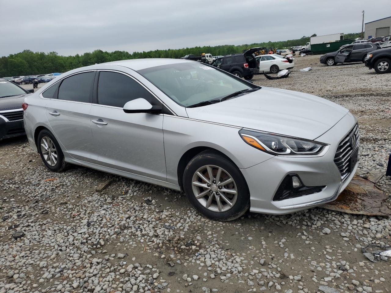 5NPE24AF5JH695056 2018 Hyundai Sonata Se
