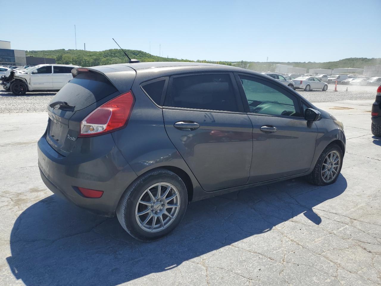 2017 Ford Fiesta Se vin: 3FADP4EE7HM143051