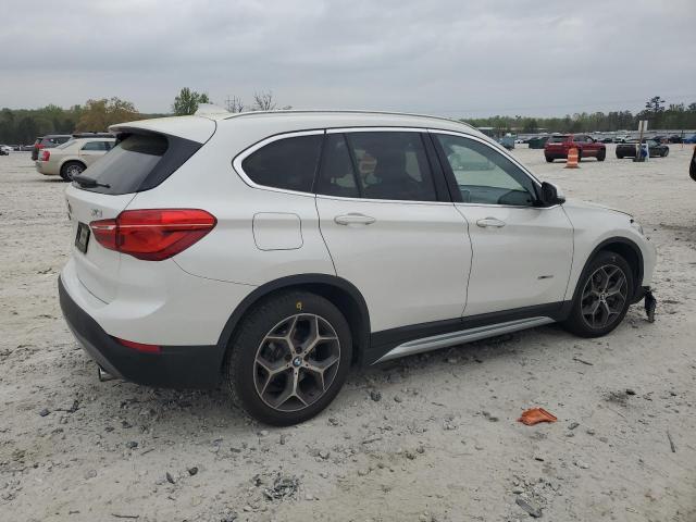 VIN WBXHT3C30G5E56763 2016 BMW X1 no.3