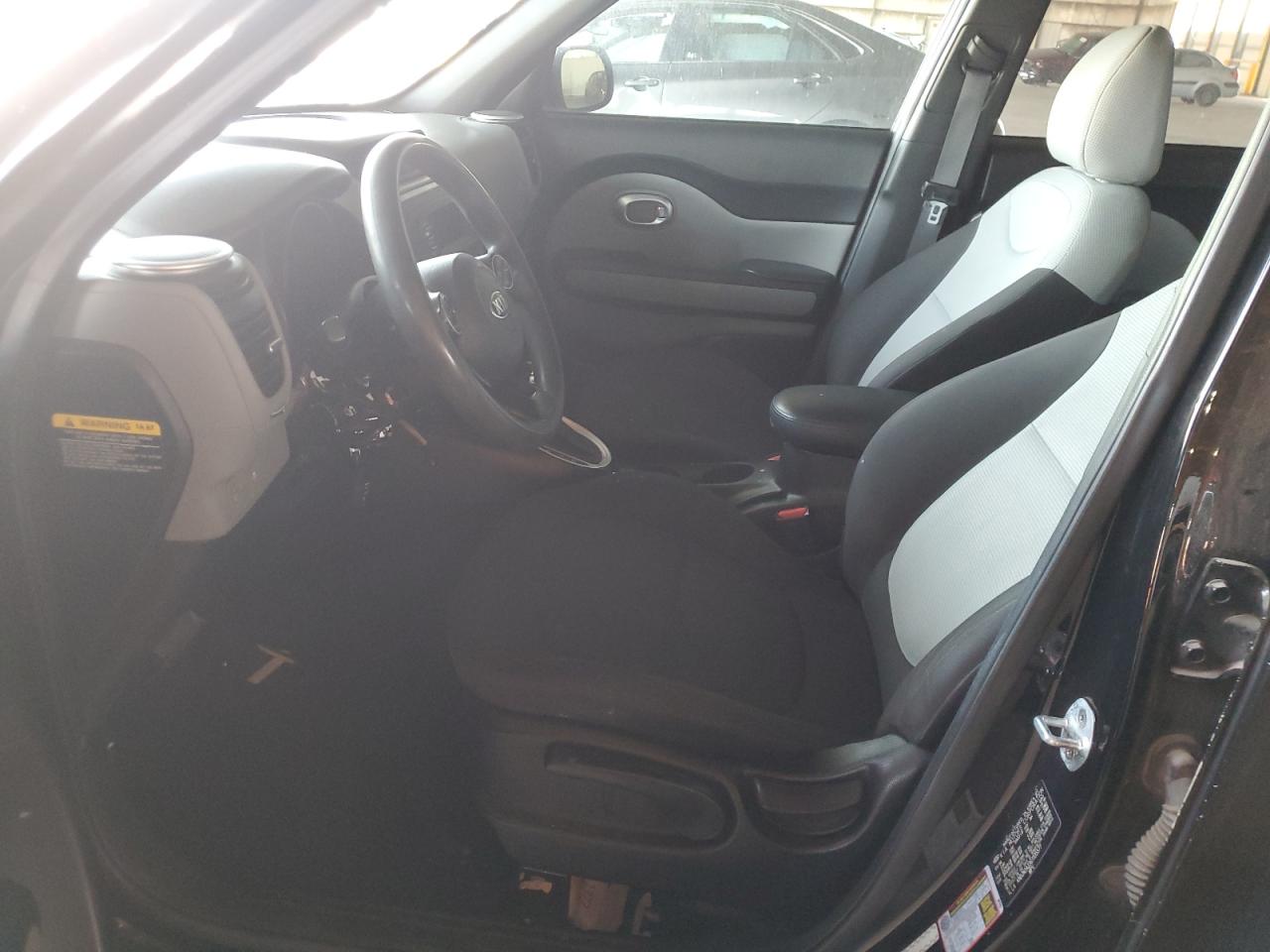 KNDJN2A23G7335577 2016 Kia Soul