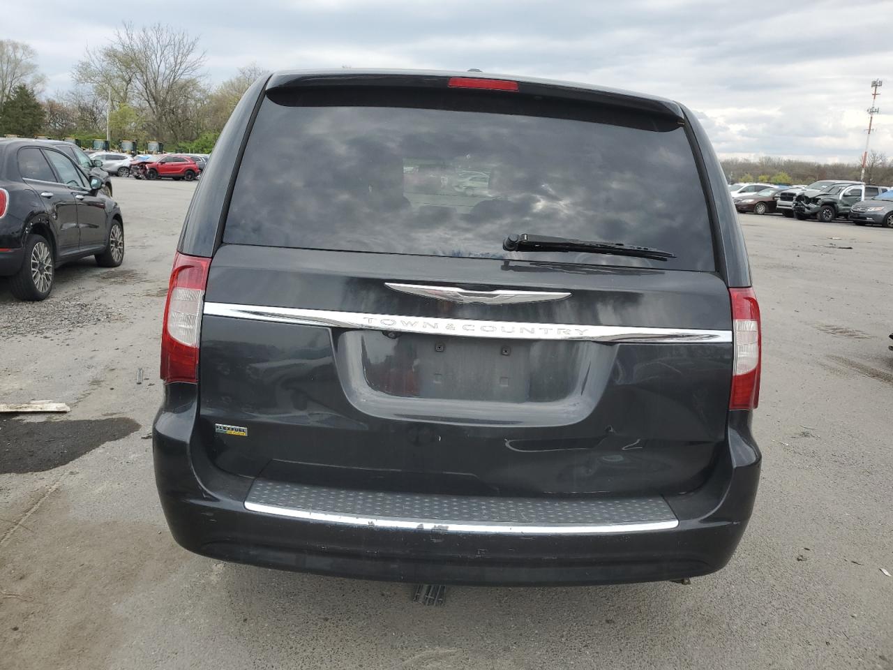 2C4RC1BG2CR240188 2012 Chrysler Town & Country Touring