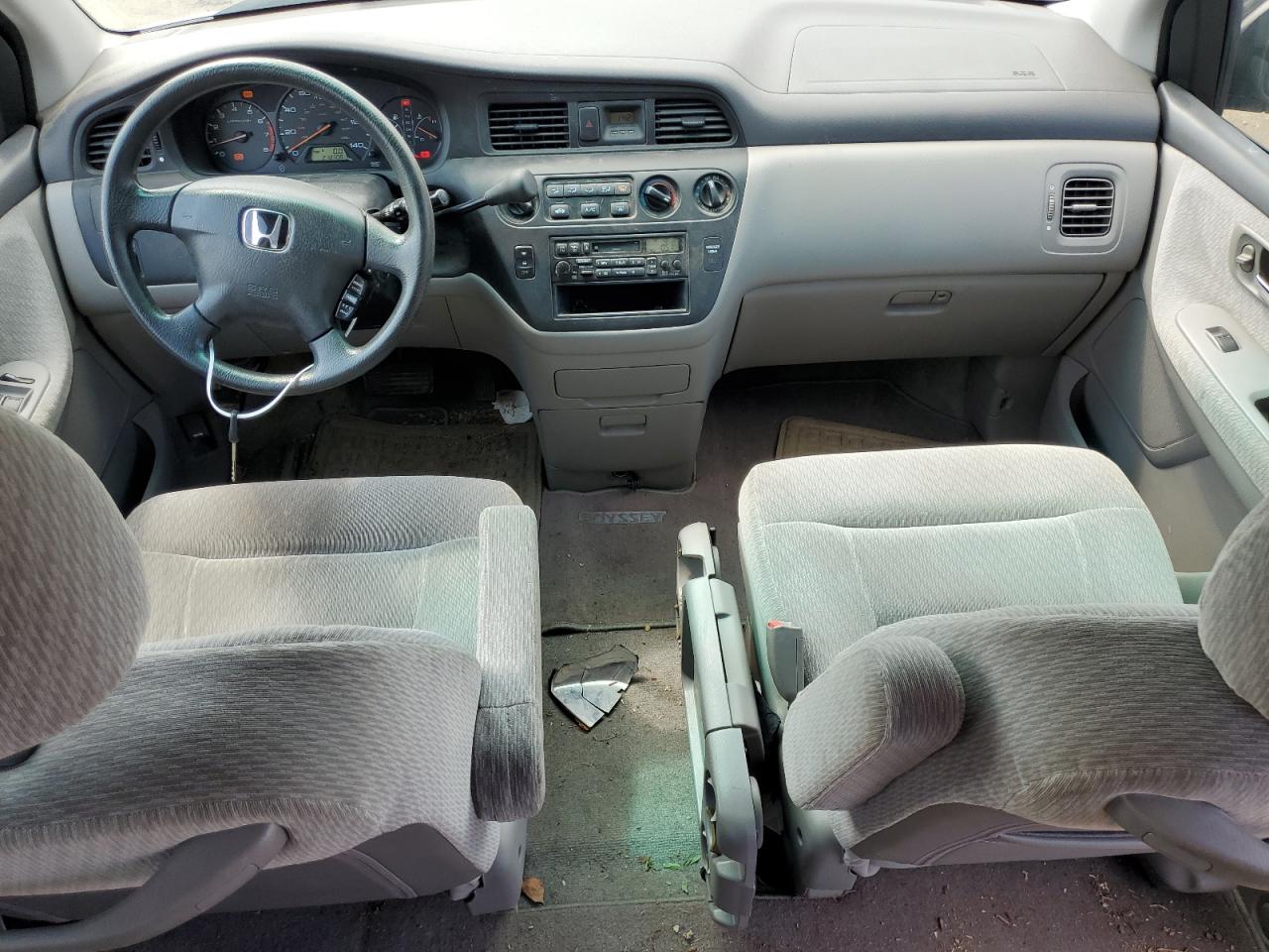 5FNRL18534B112819 2004 Honda Odyssey Lx