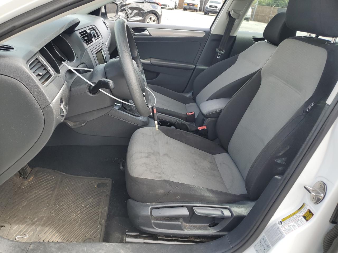 3VW2B7AJ3HM351459 2017 Volkswagen Jetta S