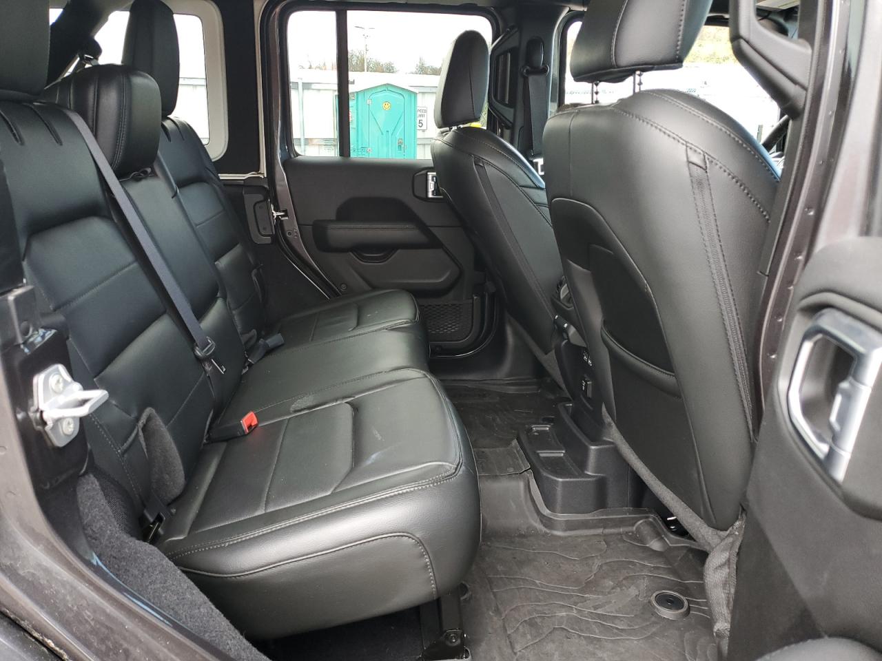 1C4HJXEGXNW180977 2022 Jeep Wrangler Unlimited Sahara