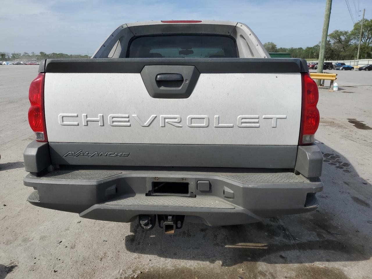 3GNEK13TX2G113701 2002 Chevrolet Avalanche K1500