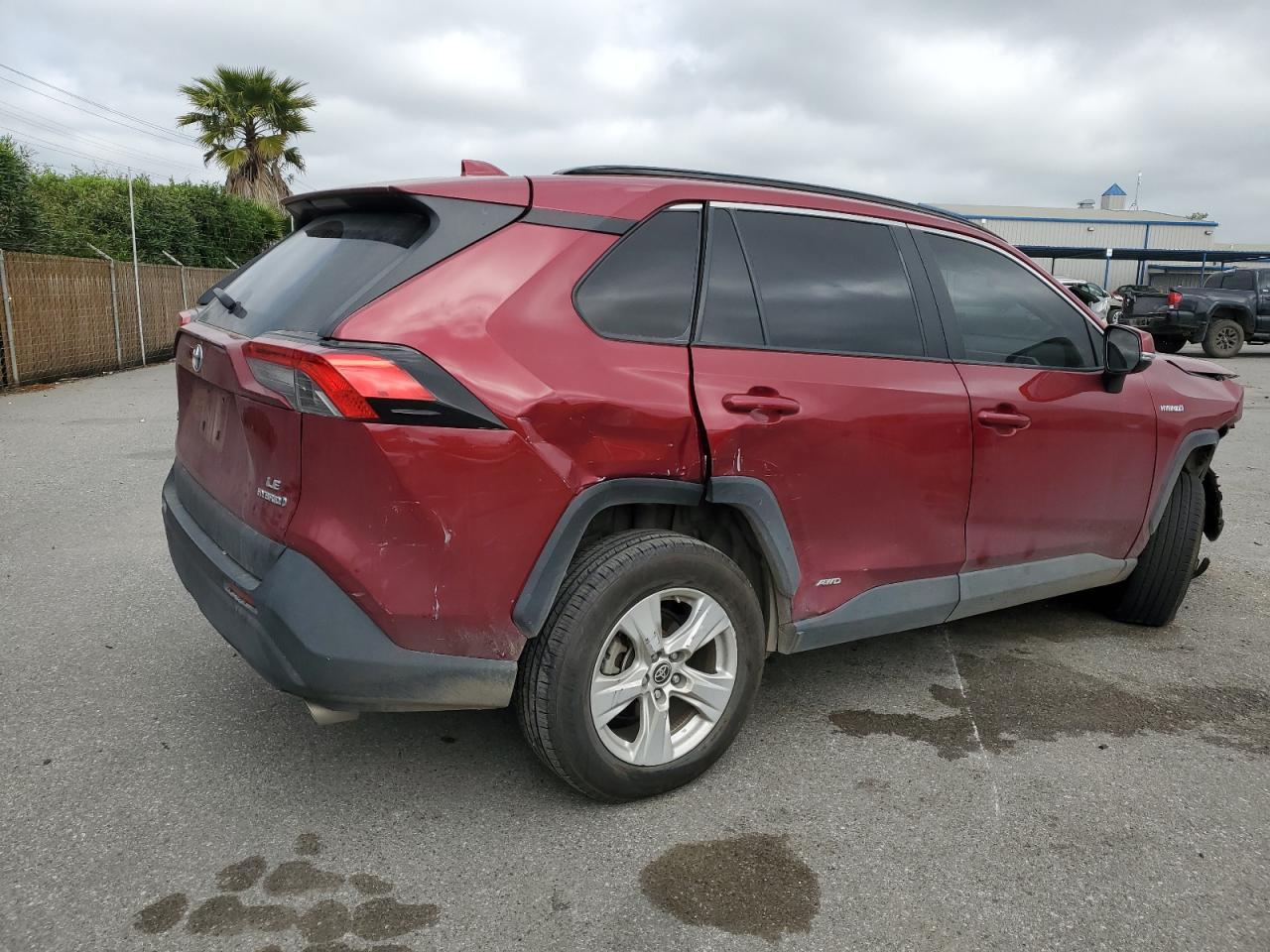 4T3MWRFV8MU032171 2021 Toyota Rav4 Le